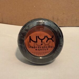 NYX Eyeshadow Single - LOL